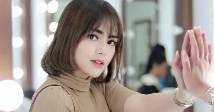Deretan ‘Gudang Uang’ Amanda Manopo yang Bikin Tajir di Usia Muda