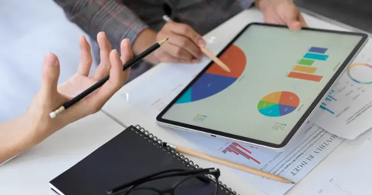 contoh bisnis model canvas makanan