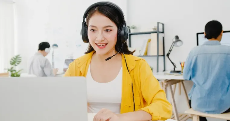 Cara Terbaru Hubungi Customer Service di Lion Parcel