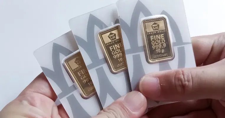 Harga Emas Anjlok, Waktu Tepat Beli atau Justru Jual?