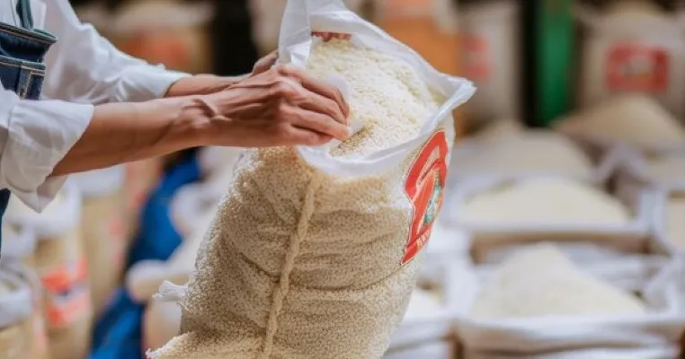 3 Hal yang Perlu Diperhatikan Agen Grosir Beras Saat kirim Paket Besar