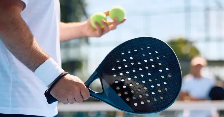 Tips Beli Alat-alat Olahraga Padel, Ada Promo Gratis Ongkir Lho!