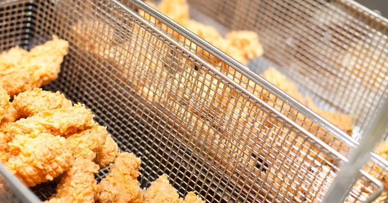 Bisnis Ayam Tepung: Peluang Usaha Menjanjikan dengan Dukungan Pengiriman yang Andal