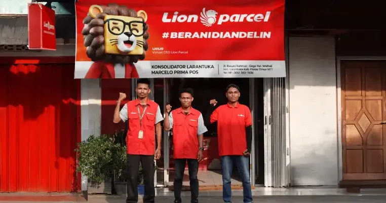 Cerita dari Indonesia Timur: Kisah Kurir Lion Parcel di Larantuka Menghubungkan Indonesia