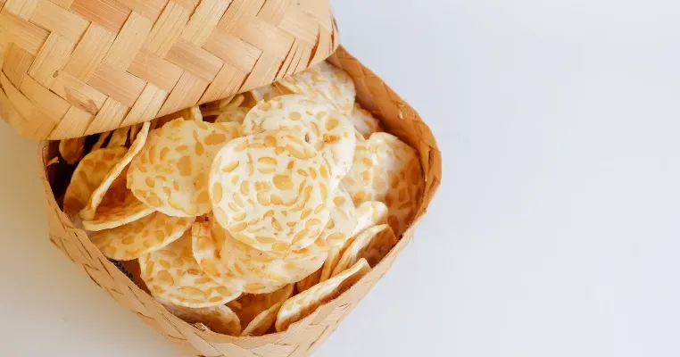 Tips Gunakan Jasa Pengiriman Barang untuk Jualan Keripik, Paket Aman Ongkir Murah