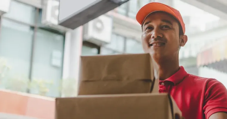 Kirim Pakai Lion Parcel, Apa Bisa Minta Jemput Paket ke Rumah?