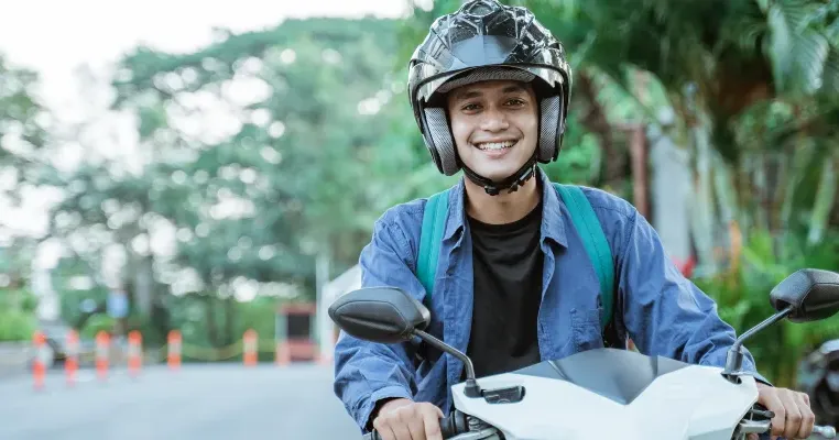 8 Cara Memilih Jasa Pengiriman Motor Aman dan Terpercaya