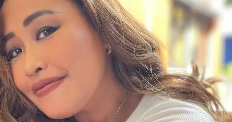 Gak Gengsi, Pinkan Mambo Live TikTok Sampai Kulit Belang!