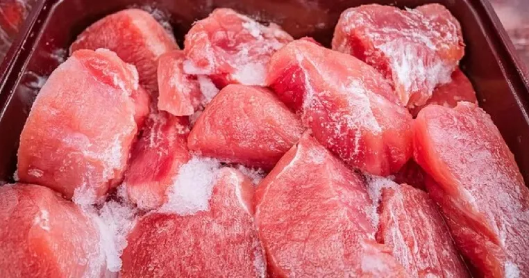 Semakin mudah, Pebisnis Penyedia Daging Beku Bisa Kirim Paket Dengan Layanan Karantina Oleh Mitra POS