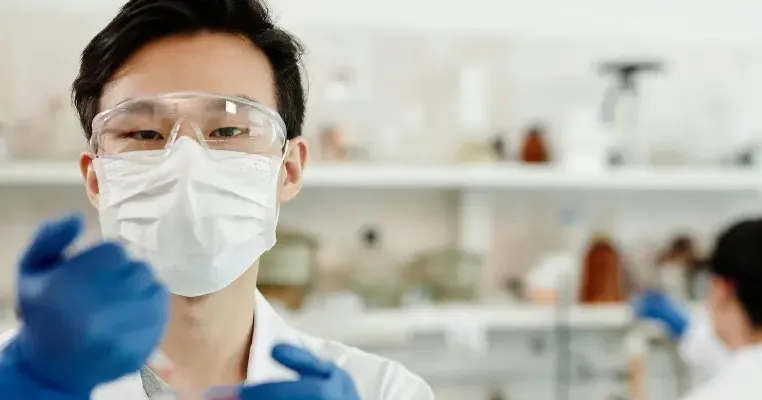 8 Tips Memilih Jasa Maklon yang Tepat untuk Bisnis Kamu