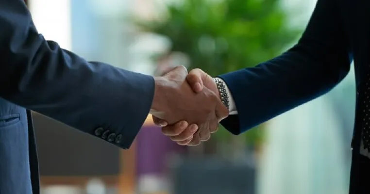 kerja sama bisnis go international