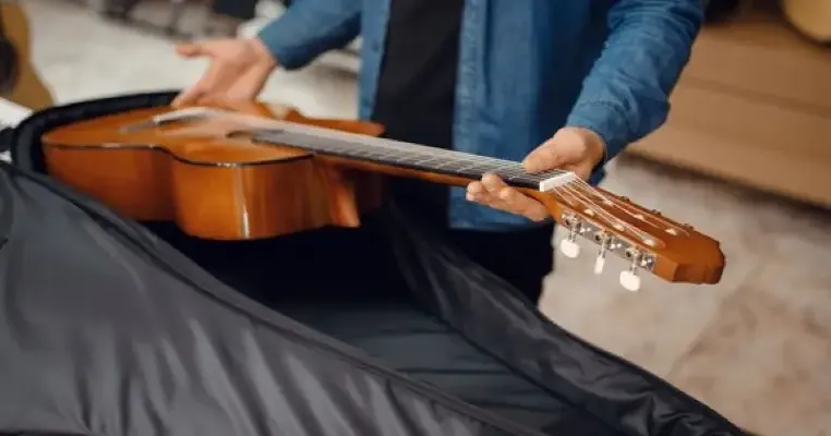 6 Cara Kirim Gitar ke Luar Kota Dengan Aman
