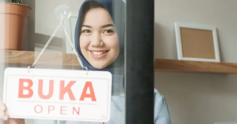 Buka Di Akhir Pekan. Cara Jitu Mitra POS Tambah Cuan