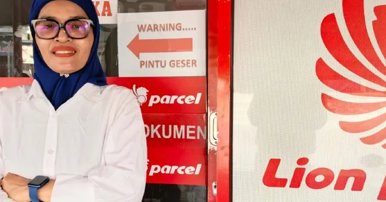 Ubah Peluang Jadi Prestasi, Reni dan Perjalanan Bisnisnya di Lion Parcel