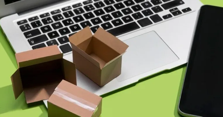 Cara Packing Laptop untuk Pengiriman yang Aman dan Cepat