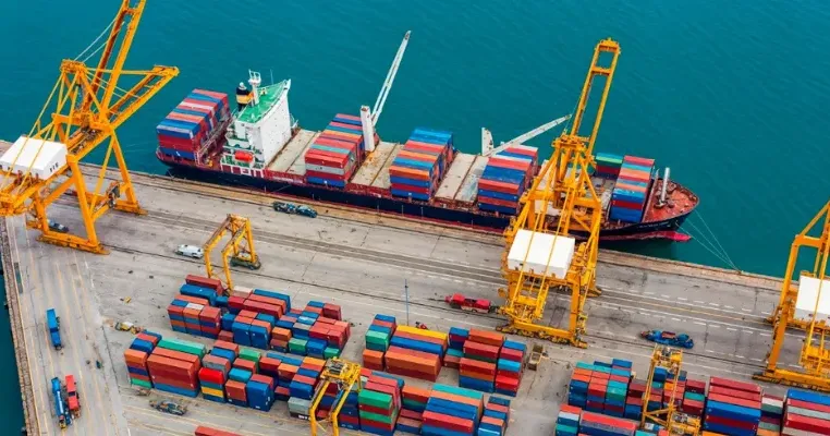 freight forwarding adalah