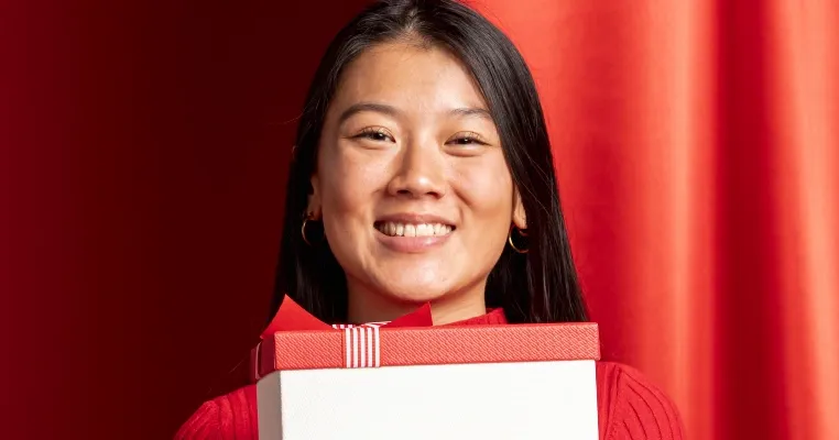 Jangan Buang Waktu! 5 Trik Kirim Paket Tahun Baru Imlek agar Tepat Waktu