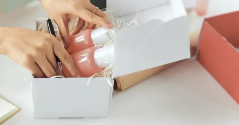 Tips Aman dan Anti Tumpah Kirim Paket Berbentuk Cairan