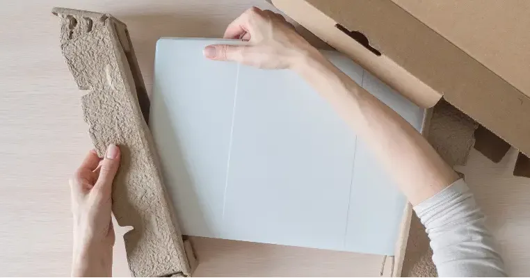 Tips Kirim Handphone & Laptop yang Aman, Bisa di Lion Parcel Lho!