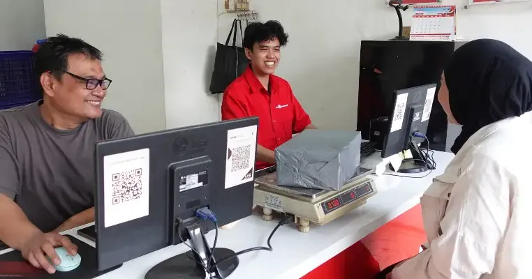 Beromset Ratusan Juta Lewat Agen Lion Parcel, Dua Warga Bandung Kini Jadi Juragan Logistik