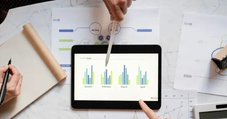 DIjamin Cuan: Tren Bisnis 2025 yang Wajib Kamu Coba