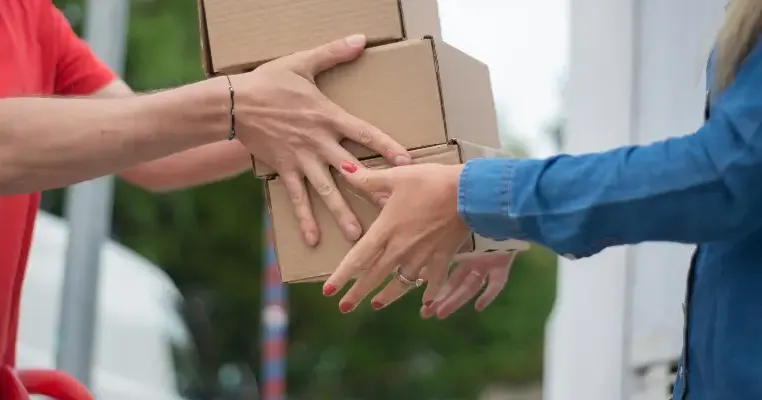 Estimasi Kirim Paket dengan Lion Parcel, Solusi Berbagai Kebutuhan Pengiriman Masa Kini