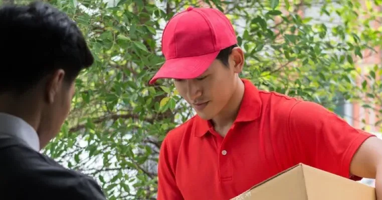 Berapa Lama Kurir Lion Parcel Antar Barang? Ini Jenis Layanan & Durasinya