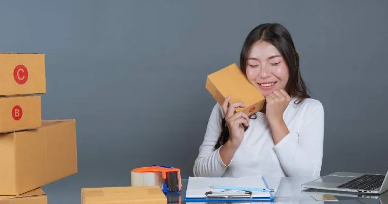 Jangan Panik! Berikut Tips untuk Atasi Paket Hilang saat Pengiriman