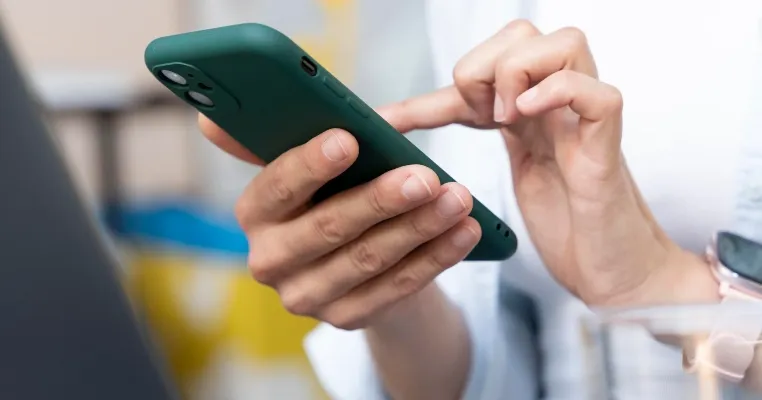 Kelebihan dan Kekurangan WhatsApp Bisnis yang Wajib Diketahui!