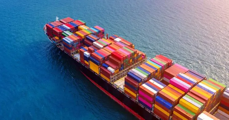 Keuntungan Menggunakan Jasa Pengiriman Laut untuk Barang Berat