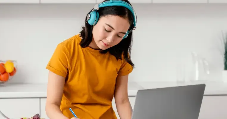 10 Ide Bisnis yang Sedang Tren: Agen Lion Parcel Sampai Konsultan Freelance!