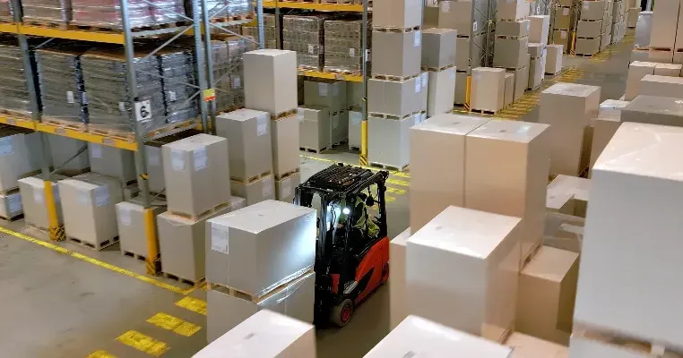 Restock Barang: Pengertian hingga Strategi agar Bisnis Tidak Kehabisan Stok