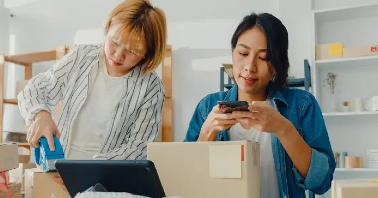 Trik Mendekati Seller Online di Pusat Perbelanjaan