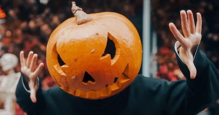 3 Cara Bisnis Fashion Memanfaatkan Trend Haloween