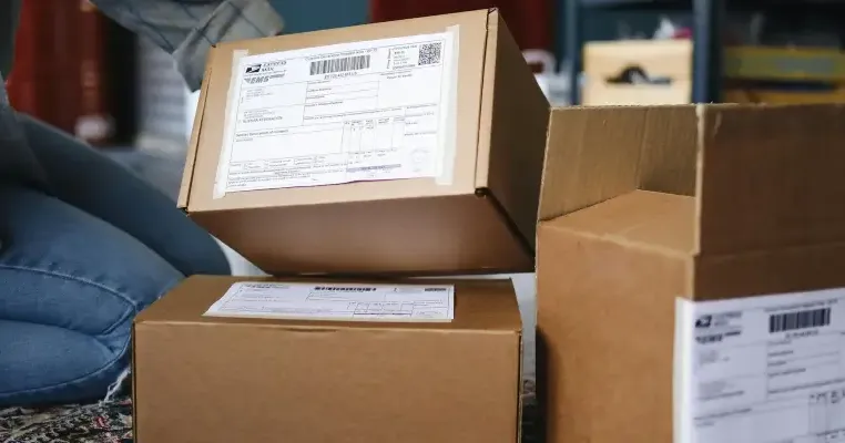 Hal yang Perlu Kamu Tahu tentang Resi, Bantu Cek Paket Tanpa Ribet!