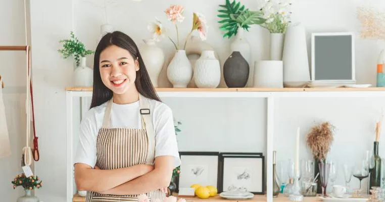 Rekomendasi Dekorasi Rumah yang Aman Dikirim Saat Belanja Online