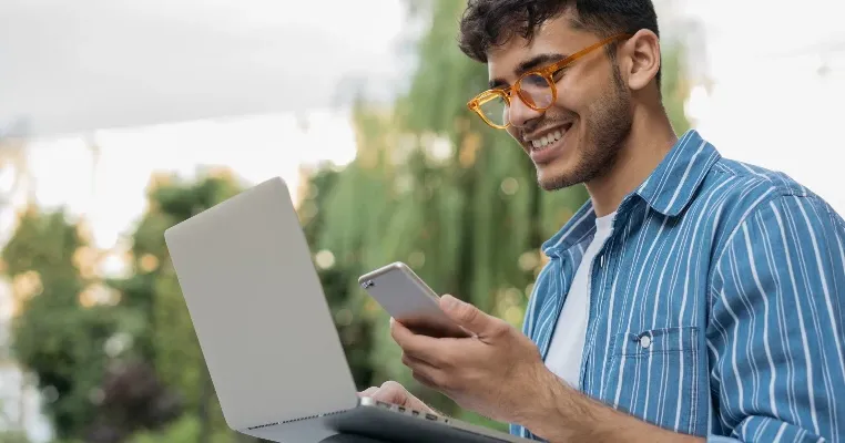 Lebih dari Sekadar Lacak Paket, Ini 8 Manfaat Lain Nomor Resi yang Perlu Kamu Tahu!