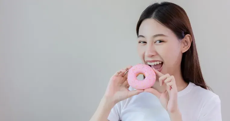 Bisnis Donat Viral ala Pinkan Mambo: Rahasia Laris Manis di Era Media Sosial!