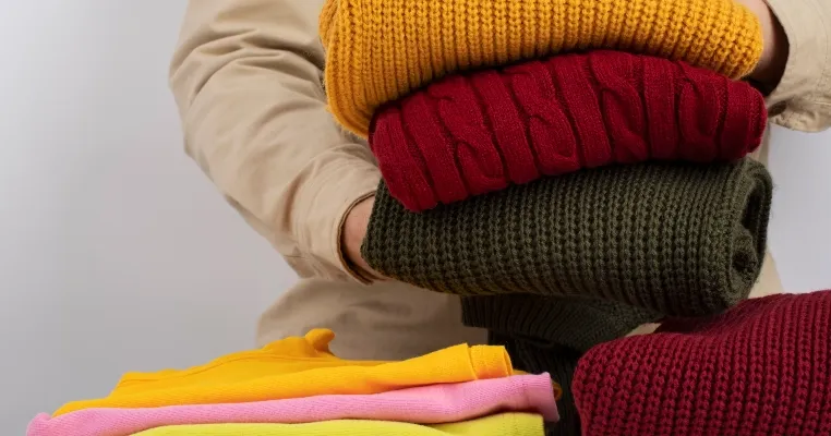 Mau Sukses Bisnis Fashion? Sweater Bisa Dongkrak Omset Bisnismu!