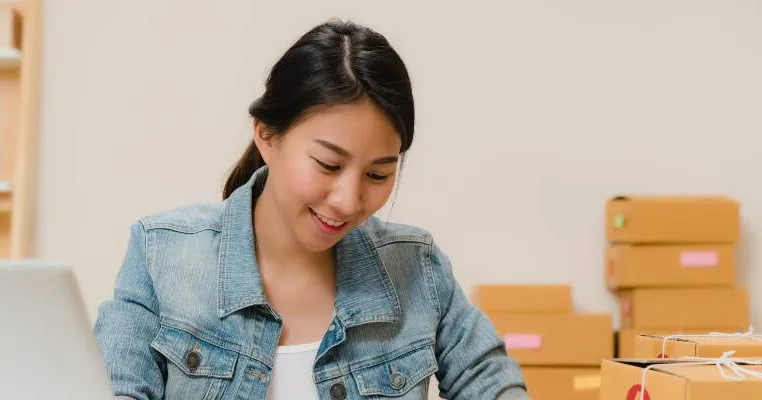 Tips Mudah Lacak Paket Pakai Aplikasi Lion Parcel