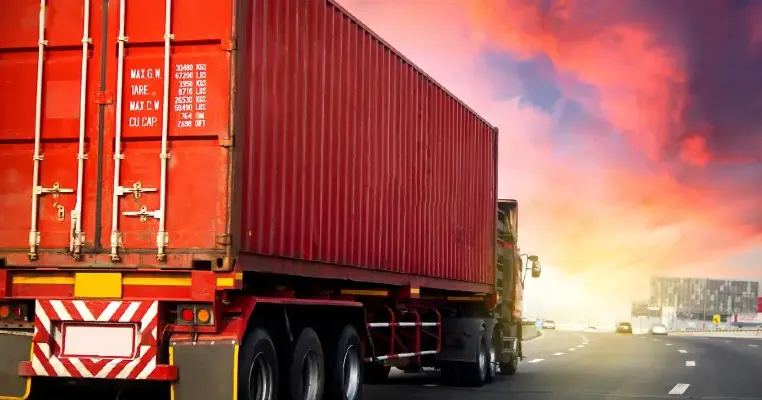 6 Hal yang Perlu Diperhatikan saat Akan Kirim Barang Luar Pulau