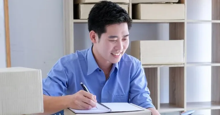 5 Tips Jualan Kado: Pakai Jasa Pengiriman Barang yang Aman